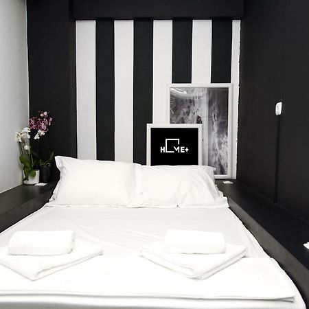 Home Plus Eleutheria Budget Room Athen Exterior foto