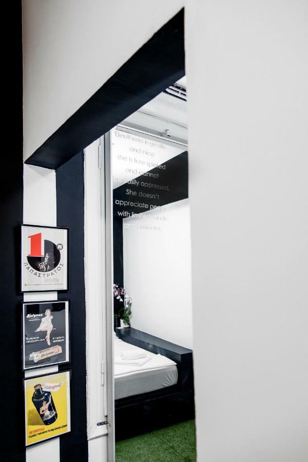 Home Plus Eleutheria Budget Room Athen Exterior foto